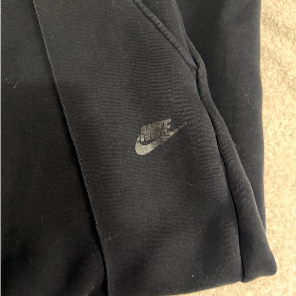 Women’s Nike tech joggers size small - Picture 4 of 5